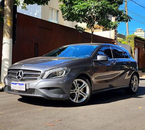 MERCEDES-BENZ A 200 1.6 TURBO 16V FLEX 4P AUTOMÁTICO
